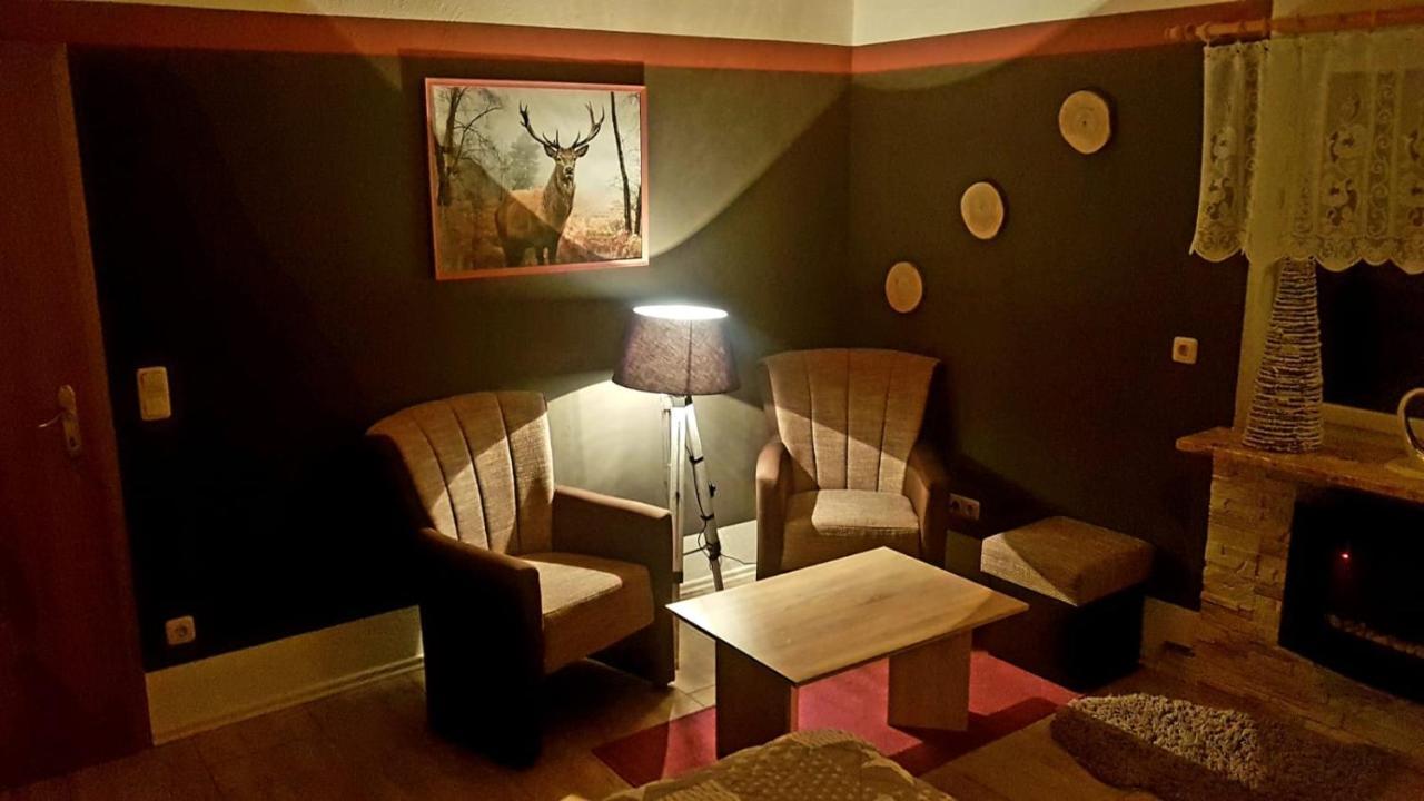 Monteur- Und Ferienwohnung Waldrauschen Fehrenbach Dış mekan fotoğraf