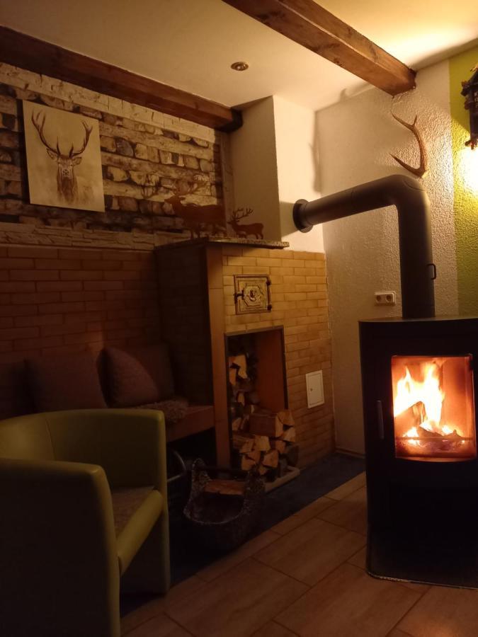 Monteur- Und Ferienwohnung Waldrauschen Fehrenbach Dış mekan fotoğraf