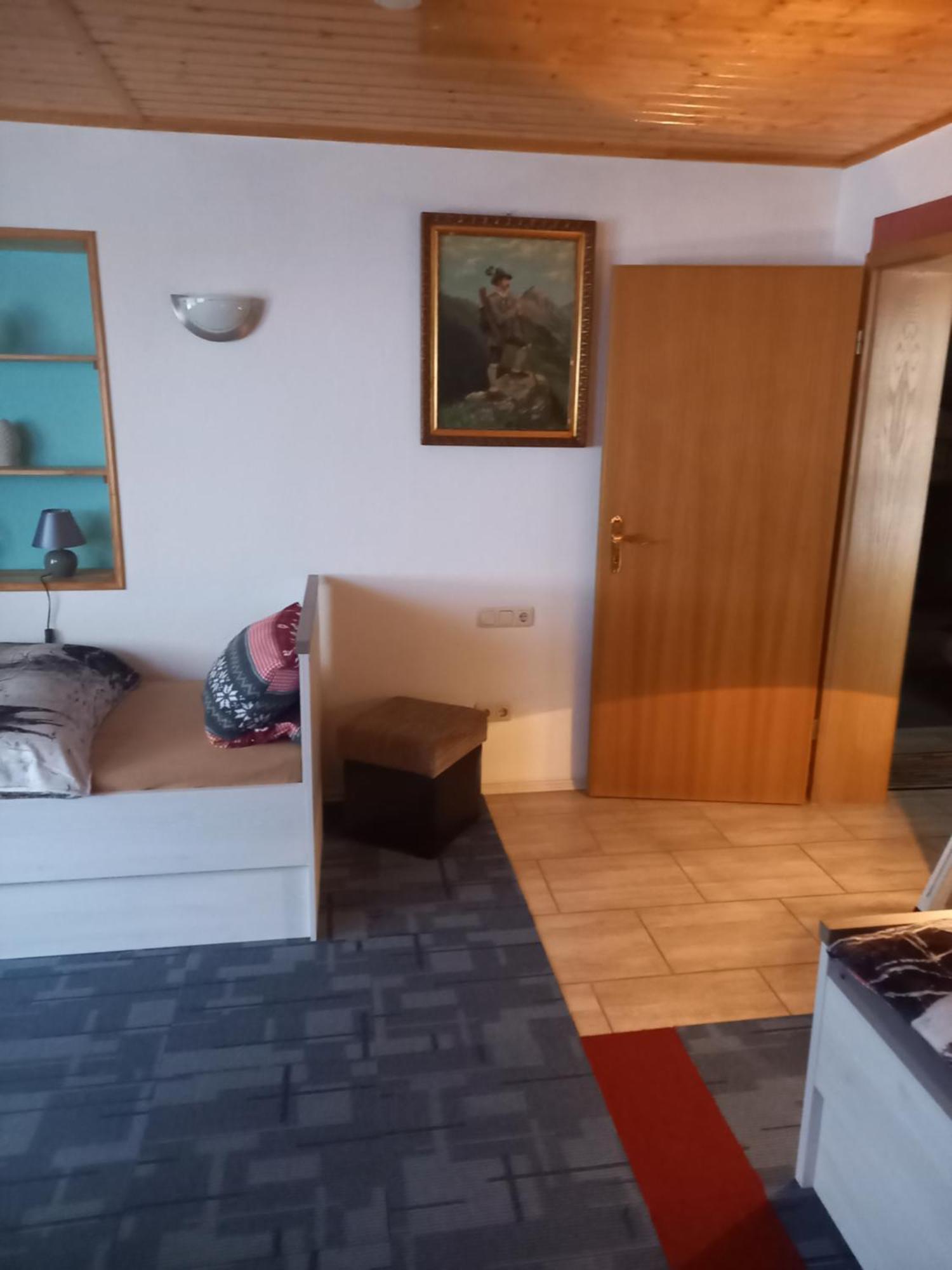 Monteur- Und Ferienwohnung Waldrauschen Fehrenbach Dış mekan fotoğraf