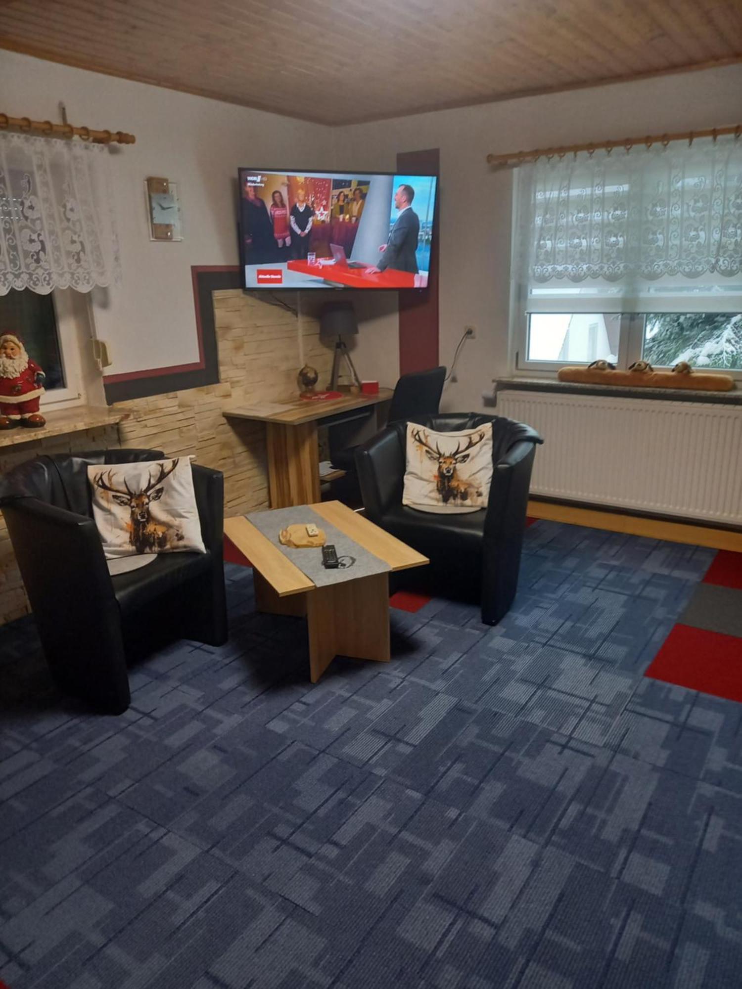 Monteur- Und Ferienwohnung Waldrauschen Fehrenbach Dış mekan fotoğraf