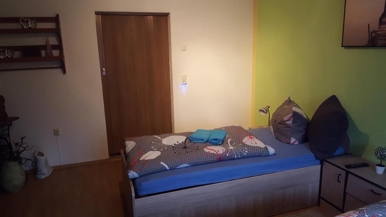 Monteur- Und Ferienwohnung Waldrauschen Fehrenbach Dış mekan fotoğraf